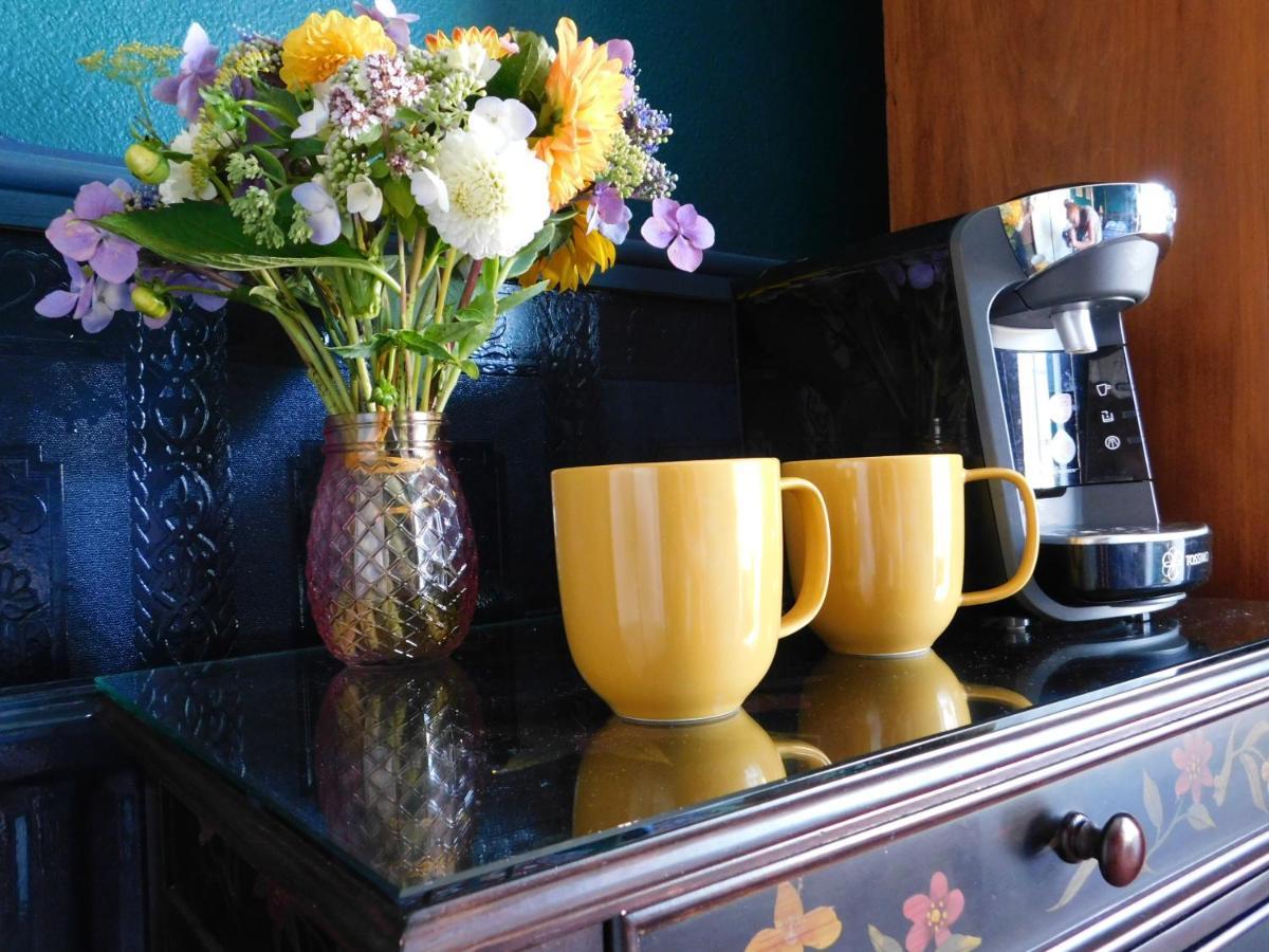 The Bear Bread Bakery B&B, Ensuite Rooms Above The Bakery, Colyton Екстер'єр фото