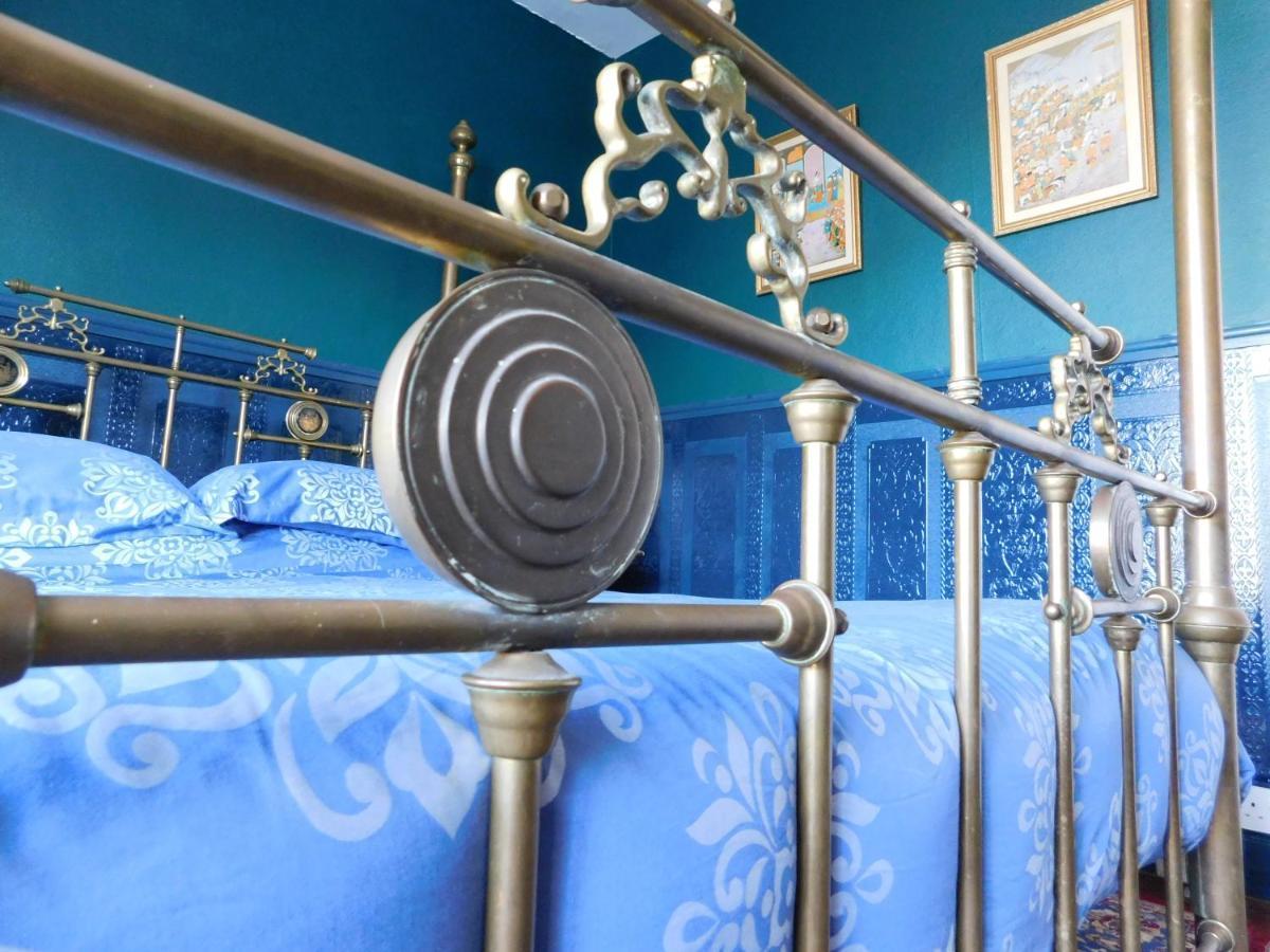 The Bear Bread Bakery B&B, Ensuite Rooms Above The Bakery, Colyton Екстер'єр фото