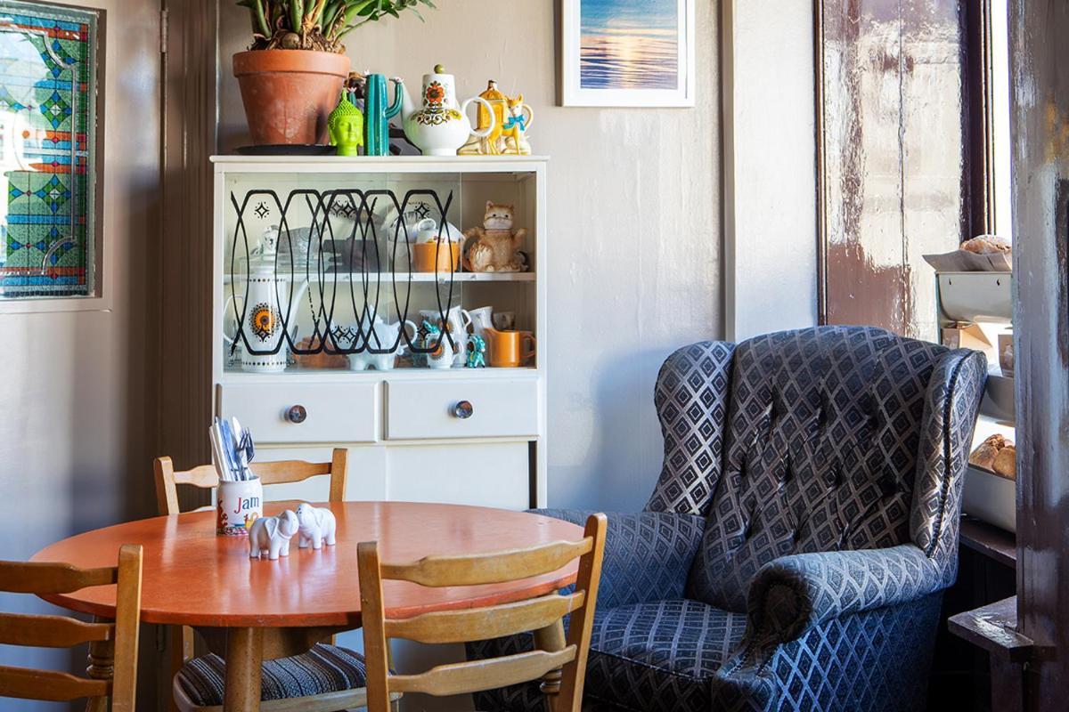 The Bear Bread Bakery B&B, Ensuite Rooms Above The Bakery, Colyton Екстер'єр фото