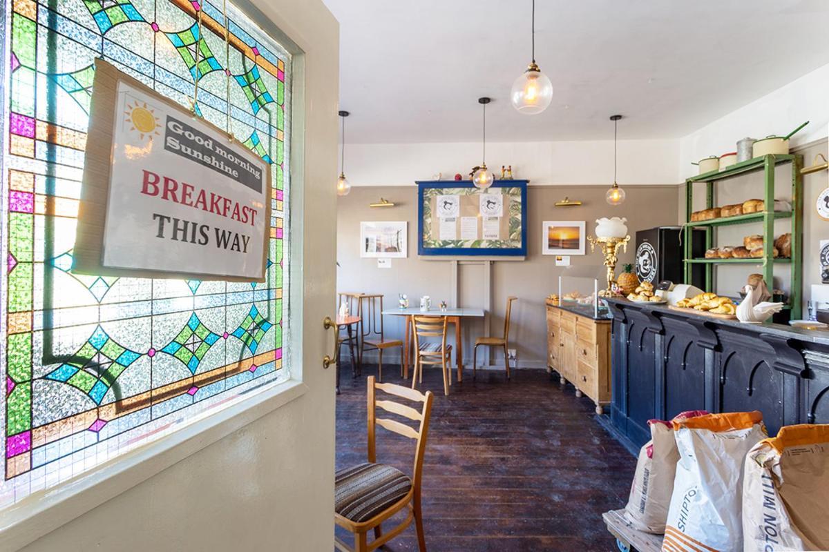 The Bear Bread Bakery B&B, Ensuite Rooms Above The Bakery, Colyton Екстер'єр фото