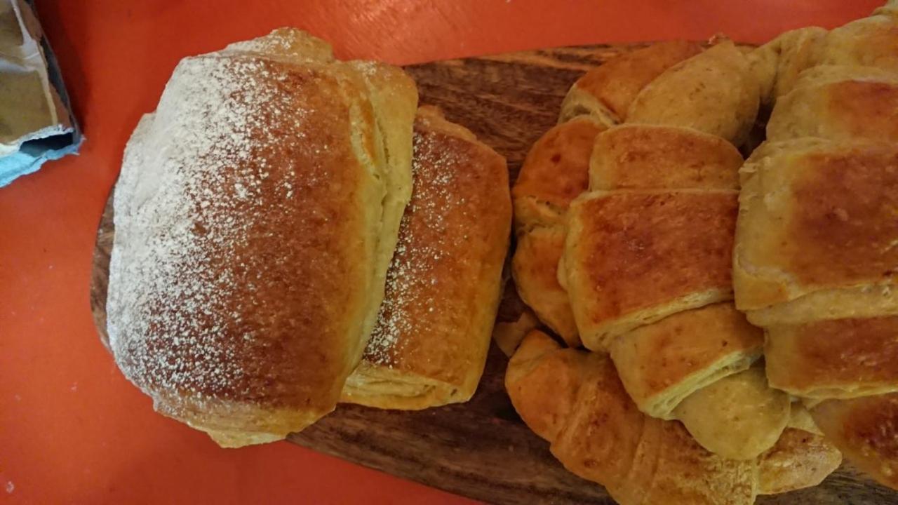 The Bear Bread Bakery B&B, Ensuite Rooms Above The Bakery, Colyton Екстер'єр фото